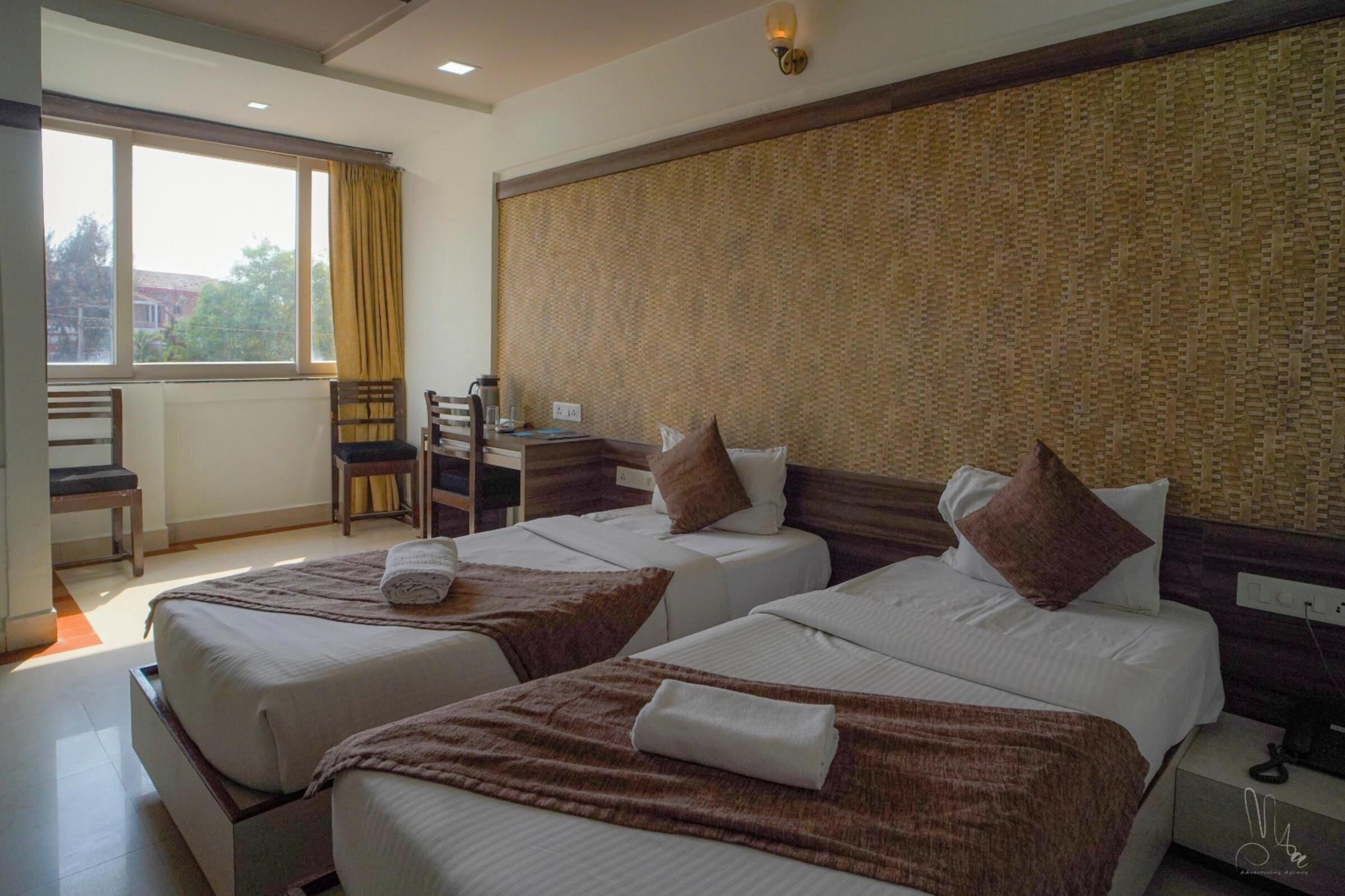 Deluxe Twin Room | Free WiFi