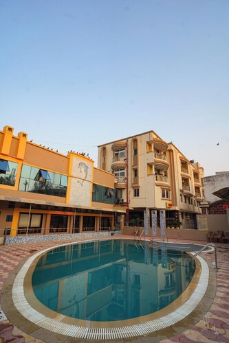 Hotel Samrat