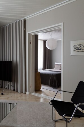 Schreibtisch, Bügeleisen/Bügelbrett, WLAN, Bettwäsche