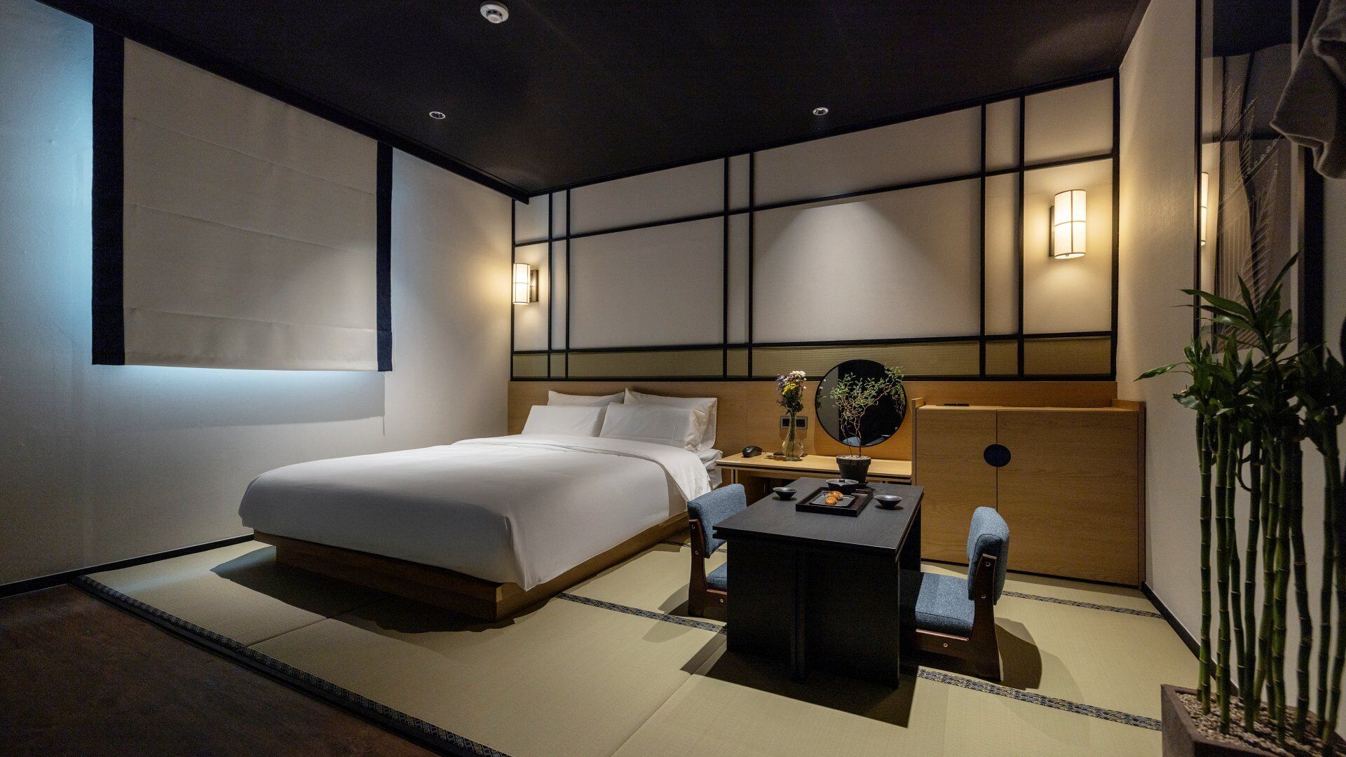 Standard | Premium bedding, individually decorated, free WiFi, bed sheets