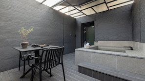 Signature1 | Ylelliset vuodevaatteet, yksilöllisesti sisustettu, ilmainen Wi-Fi