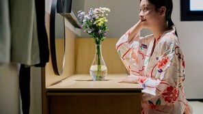 Comic Book | Ropa de cama de alta calidad, decoración individual, wifi gratis