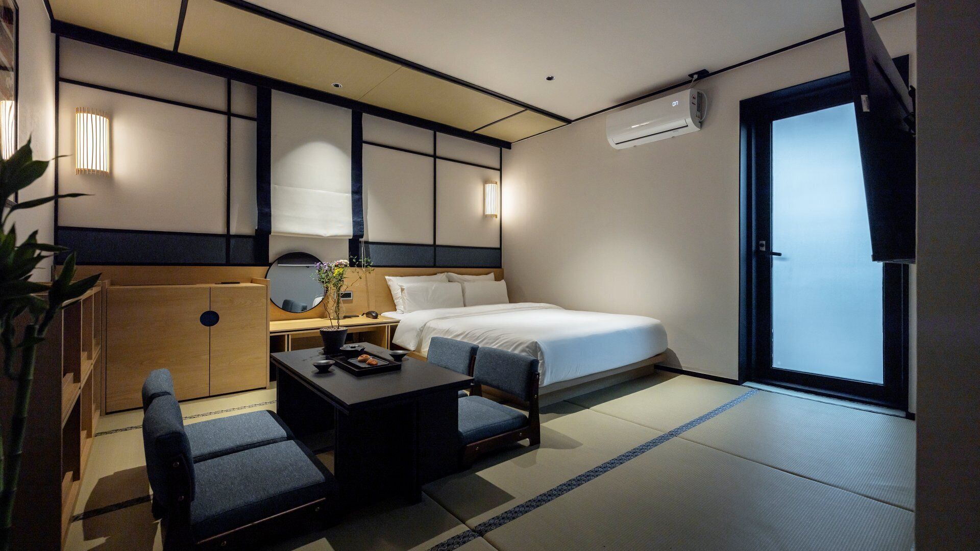 Premium bedding, individually decorated, free WiFi, bed sheets