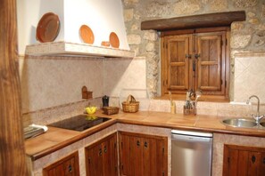 House, 6 Bedrooms, Smoking, Private Pool | Interior - -virgen de la Cabeza (Valencia de Alcantara)