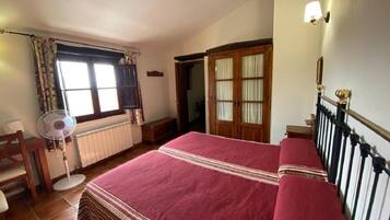 6 bedrooms
