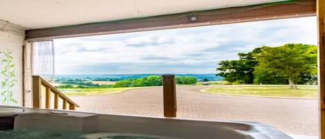 مغطس سبا خارجي