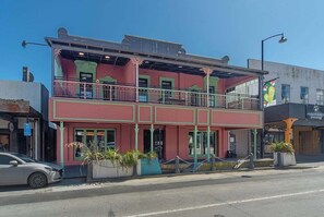 Exterior - Bridge St Apartment 2 - Nelson City Centre Convenience! (Nelson)