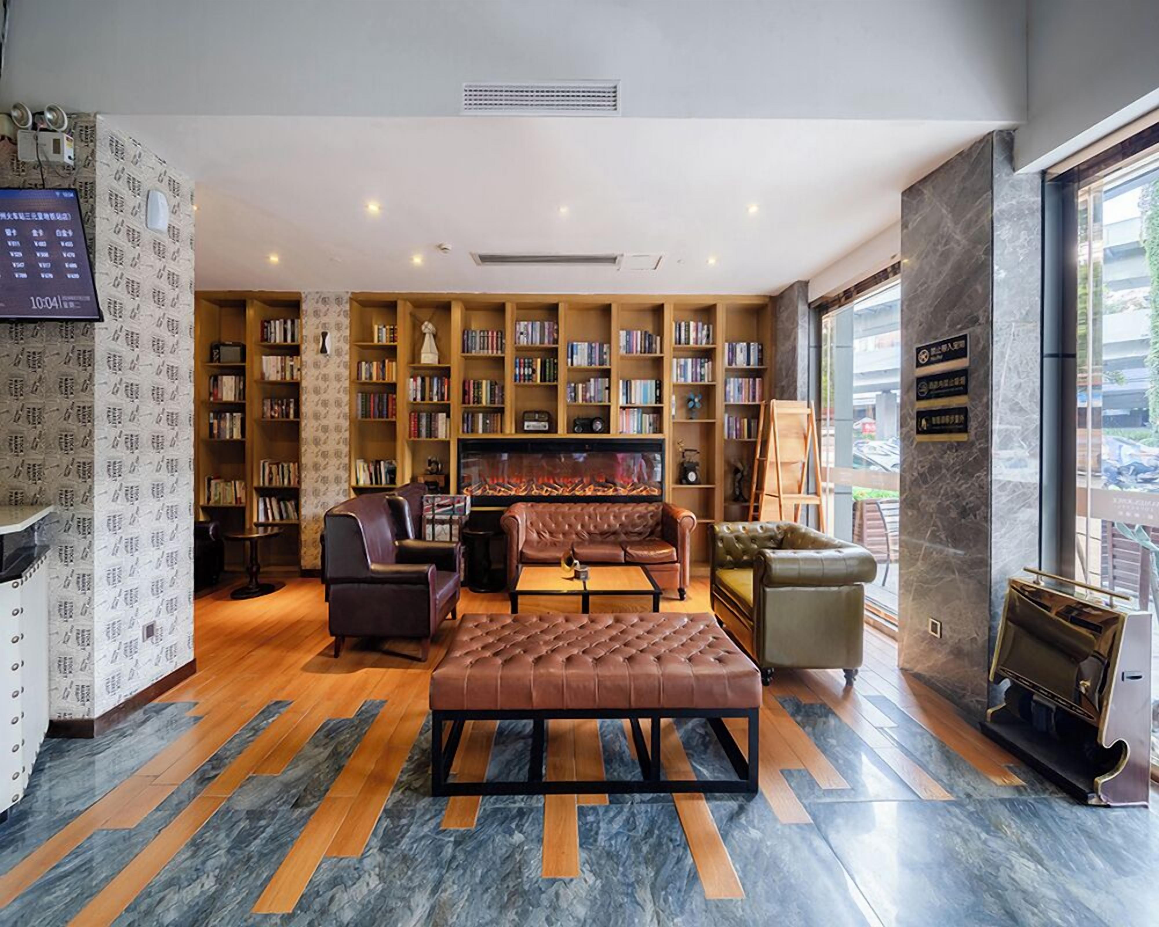 ロビー応接スペース