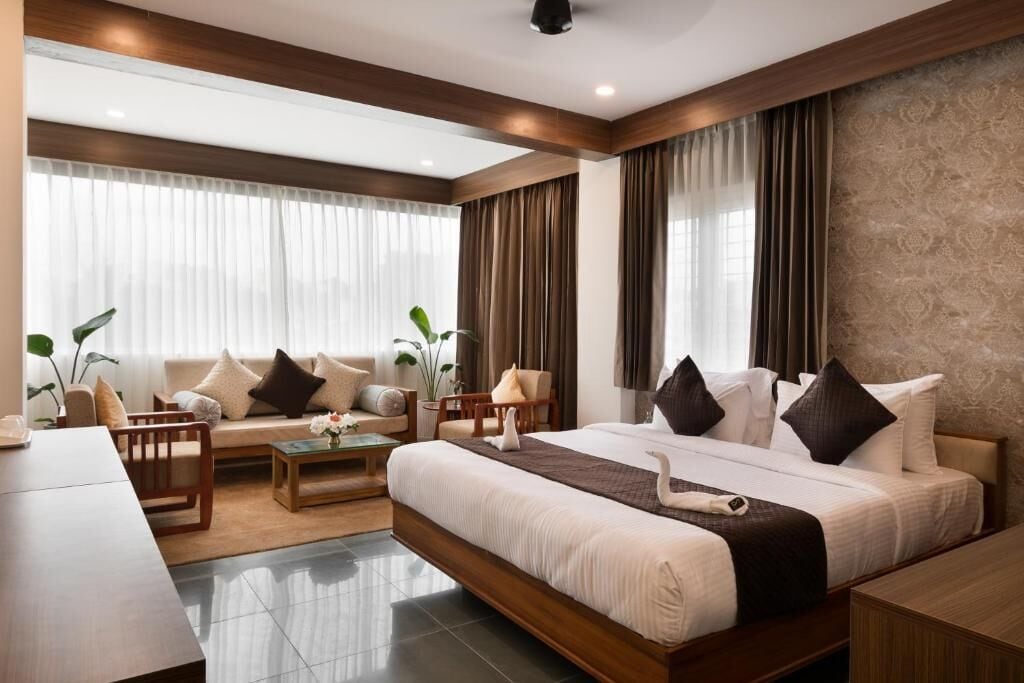 Escritorio y espacio para trabajar con laptop 