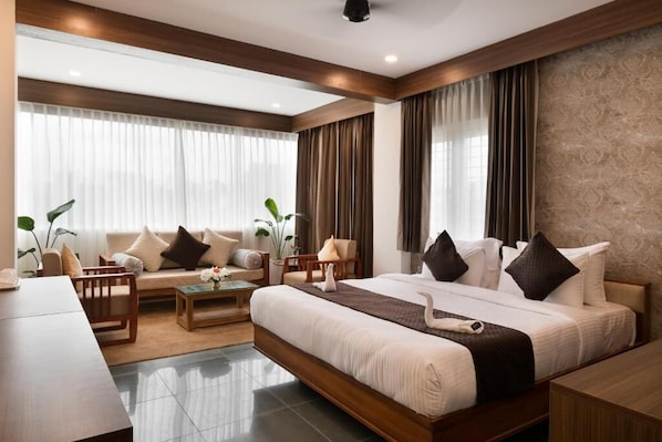 Desk, laptop workspace, iron/ironing board, free WiFi - Anantara Hotels Mysuru (Mysore)