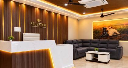Anand Vihar Hotel