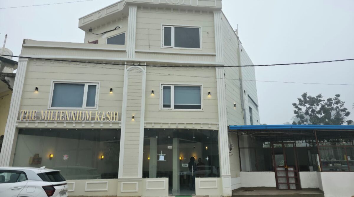 Fachada de la propiedad