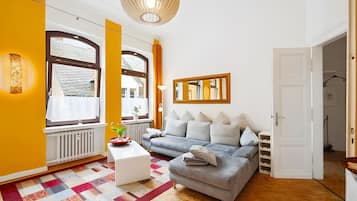 Fernseher, Stereoanlage