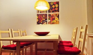 Dining - Apartment 'Im Herzen Der Cochemer Altstadt' with Shared Terrace and Wi-Fi (Cochem)
