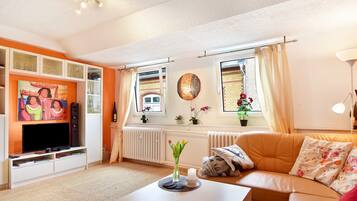 Fernseher, Stereoanlage