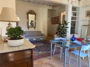 Interior - Spacious apartment on Via Ghibellina with terrace, Santa Croce, Florence (Firenze)