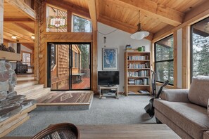 TV connectée, cheminée