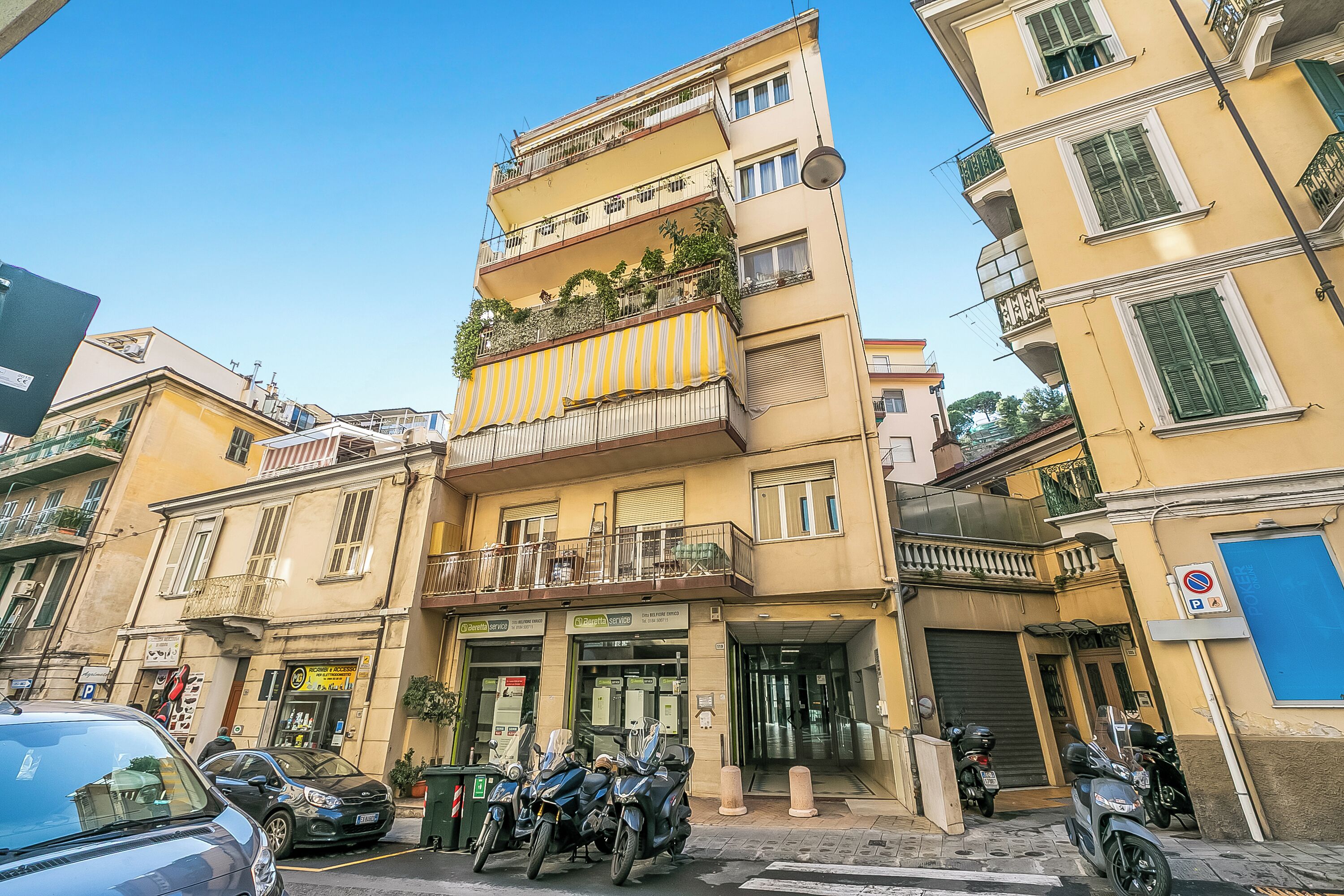 家庭公寓, 多間臥室 (Penthouse Vista Mare E Monti Centro) | 外觀