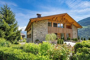 Exterior - Apartment in a fantastic location surrounded by greenery on our organic apple farm (Partschins)