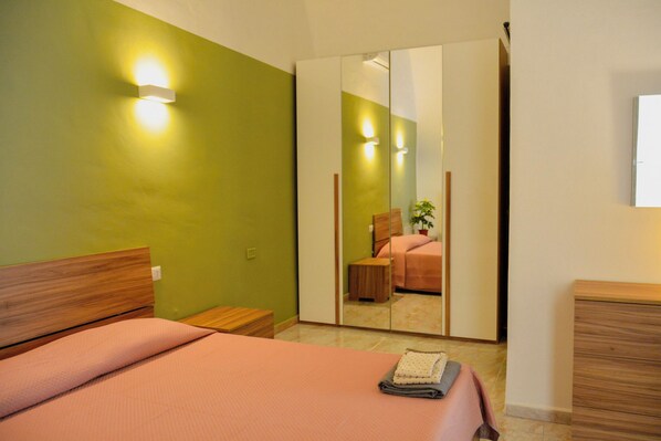 Apartamento, 1 cama de casal e sofá-cama | Wi-Fi de cortesia