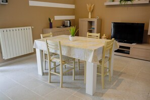Apartment, 1 Doppelbett | Wohnbereich