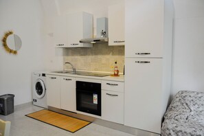 Apartment, 1 Doppelbett | Eigene Küche | Großer Kühlschrank, Mikrowelle, Ofen, Herdplatte