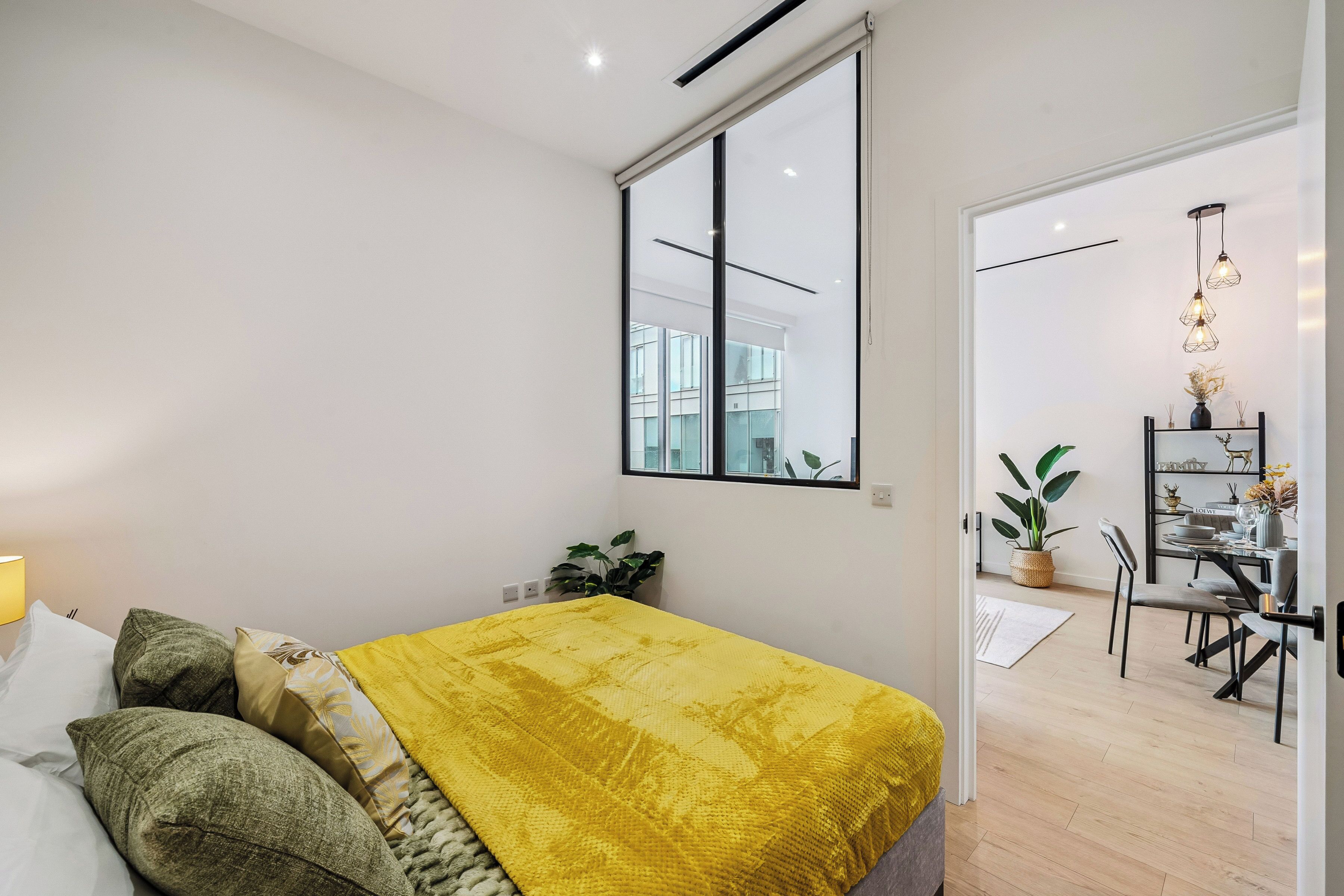 Bureau, fer et planche à repasser, Wi-Fi gratuit