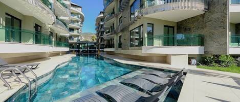 Indoor pool, outdoor pool