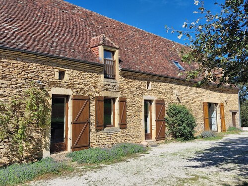 GRANVAL magnificent large gîte with swimming pool near SARLAT in DORDOGNE