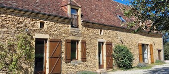 GRANVAL magnificent large gîte with swimming pool near SARLAT in DORDOGNE