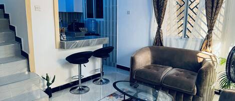 Fernseher, Stereoanlage