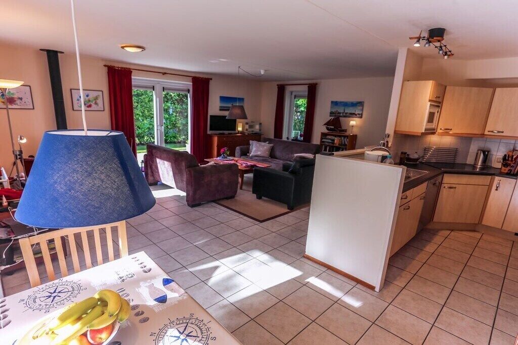 智能電視、壁爐、音響