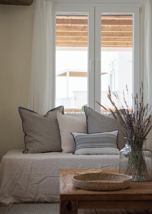 Interior - Blue 2, Morfes Luxury Apartments (Tinos)