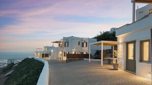 Unclassified image, 4 of 22, button - Green 3, Morfes Luxury Apartments (Tinos)