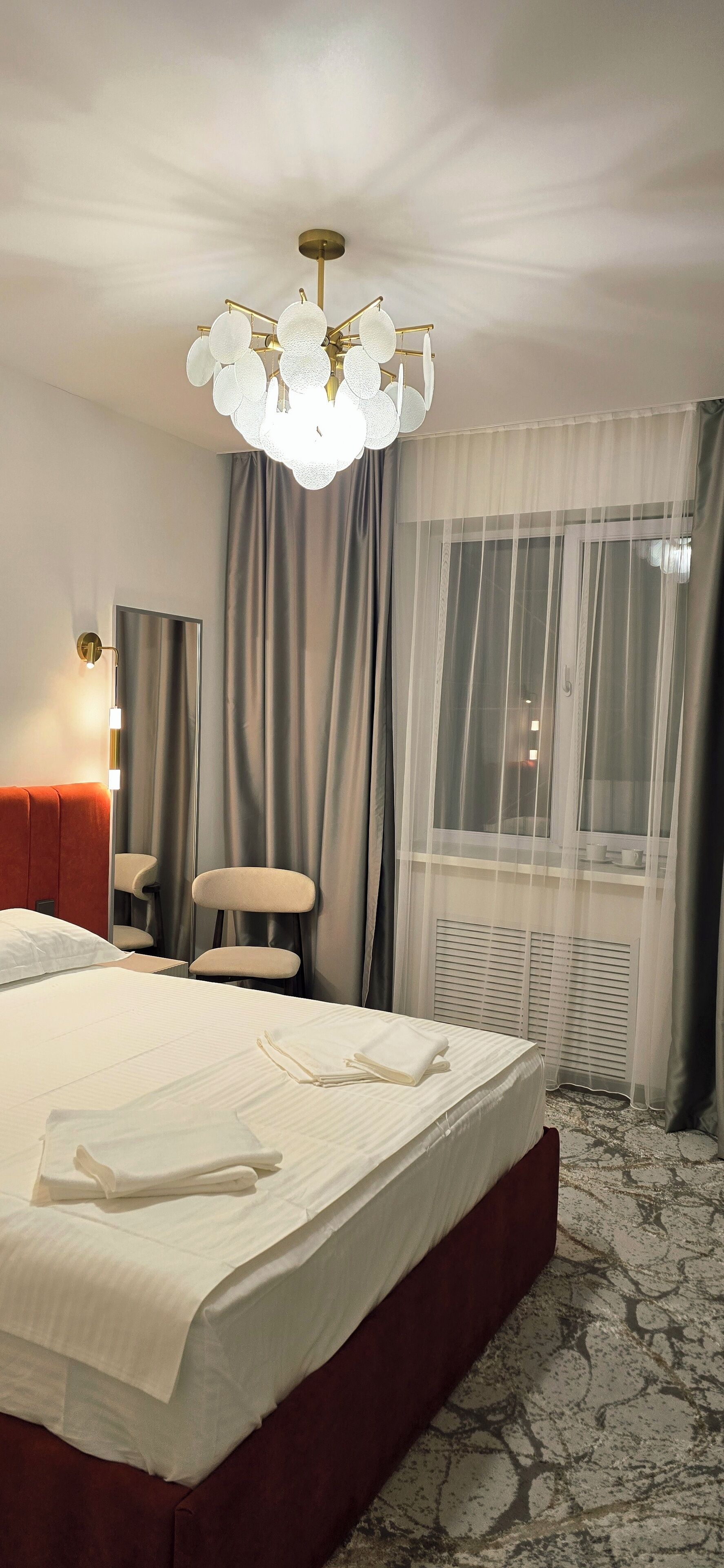 Minibar, desk, laptop workspace, blackout curtains