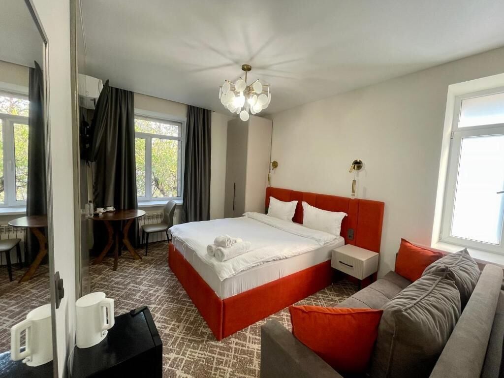 Blackout drapes, iron/ironing board, free WiFi