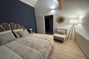 3 bedrooms, free WiFi - Beach villa sea time (Julianadorf)
