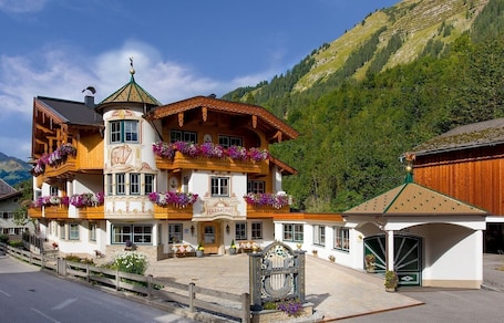 Exterior. Ferienschlössl Harmonie