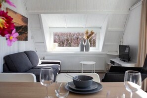 Smart TV y chimenea 