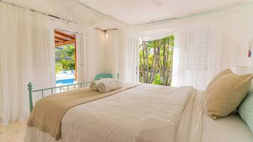 Vila, 6 quartos, para fumantes, piscina particular | 6 quartos