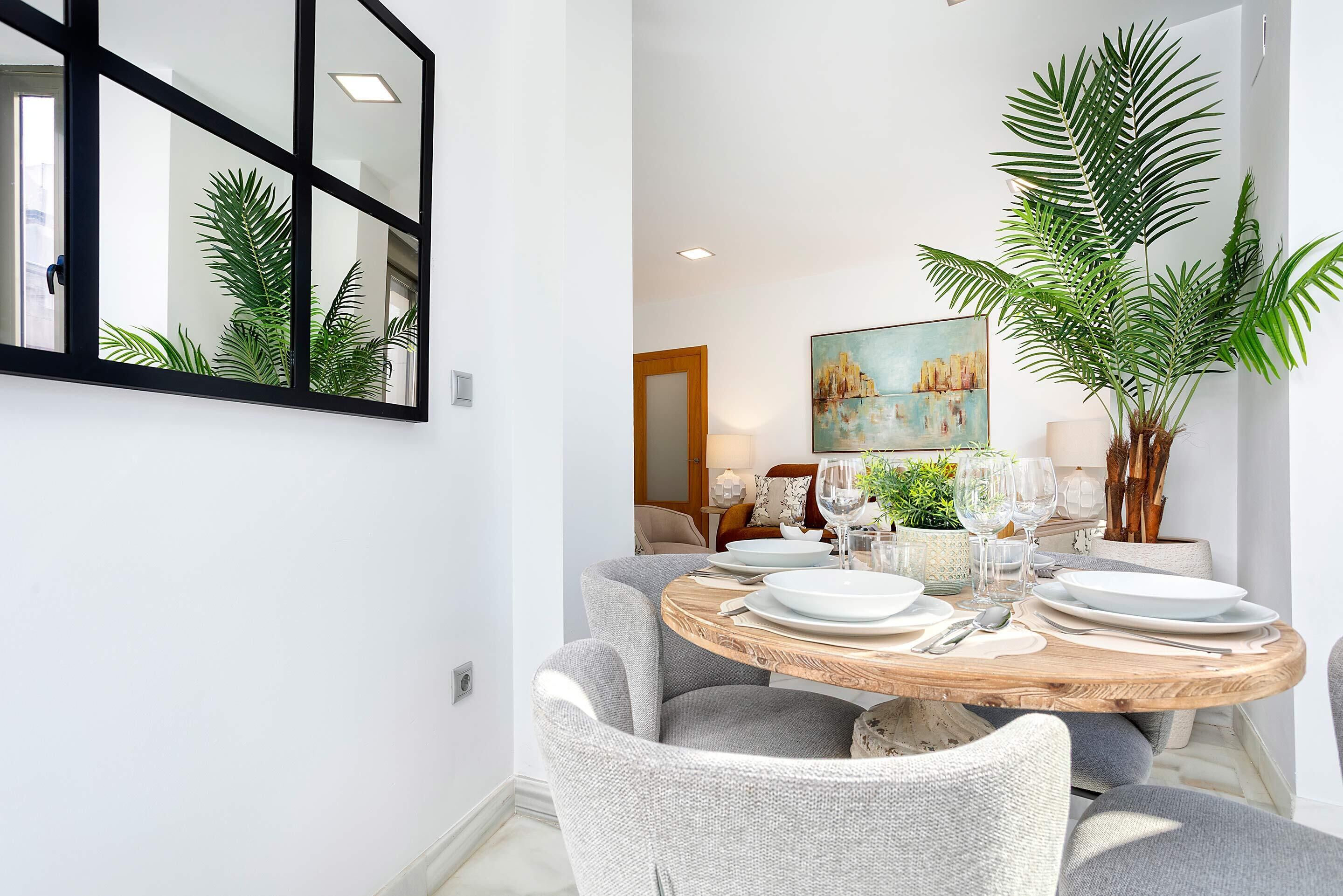 Apartamento (2 Bedrooms) | Servicio de comidas en la habitación