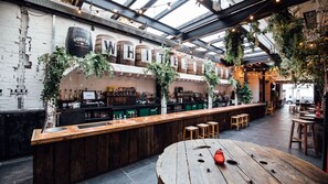 Baari (majoituspaikassa)