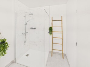 Dusche, Haartrockner