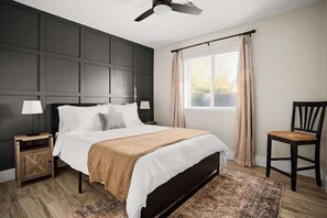 4 bedrooms, iron/ironing board, travel cot, WiFi - Palm Oasis Scottsdale Kierland Poolside Escape (Scottsdale)