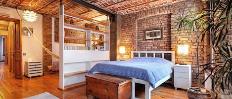 Superior Apartment, 2 Bedrooms, Air conditioning | Desk, free WiFi