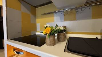 Apartment, 2 Schlafzimmer, Balkon | Innenbereich