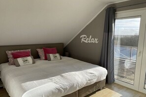2 chambres, fer et planche à repasser, Wi-Fi gratuit, draps fournis