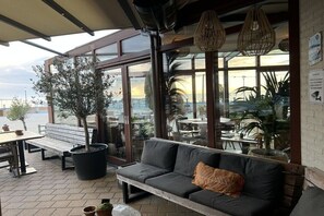 Interior - Holiday home in Makkum with barbecue (Makkum)