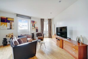 Smart TV, offices - Bright Apartment - 1BDR/2P – Muette/Passy - Trocadero (Paris)