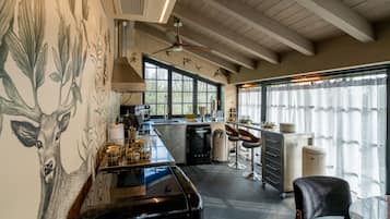 Apartament Deluxe, vistes al jardí | Cuina privada